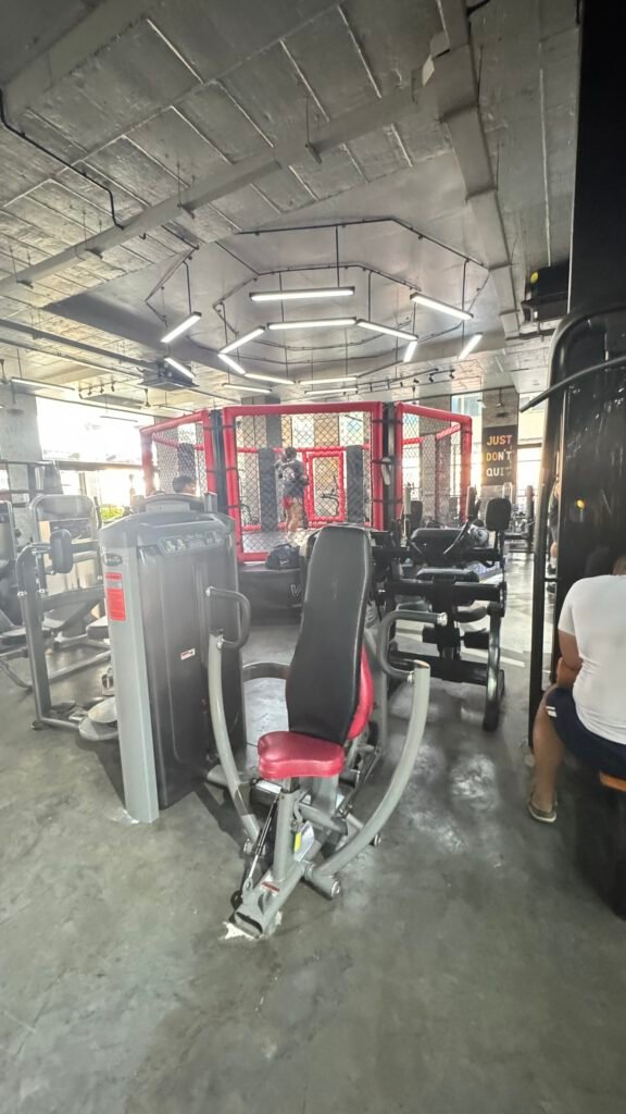 Fitness World, Vientiane