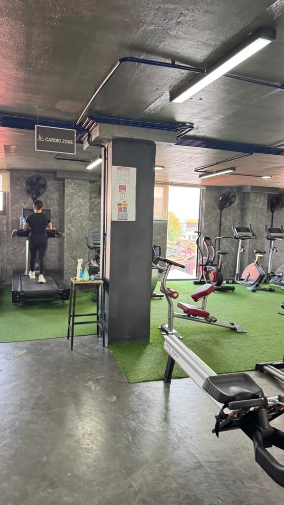 Fitness World, Vientiane