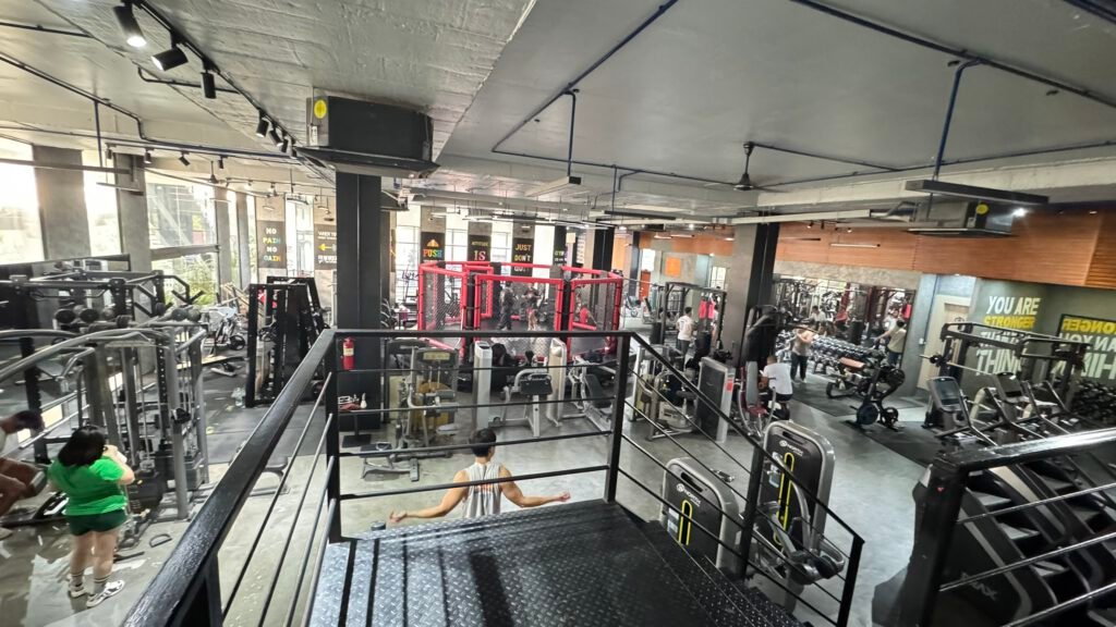 Fitness World, Vientiane