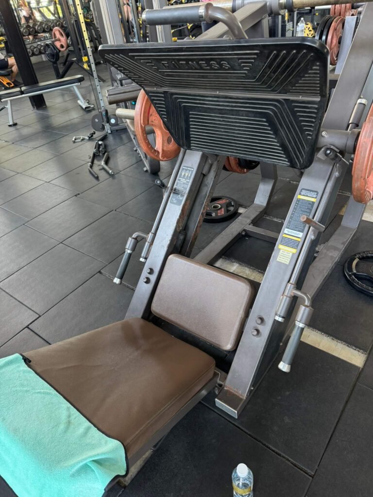 The Tank Hua HIn Gym Leg Equipment