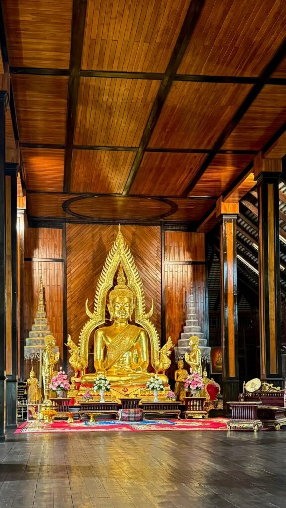 Wat Phra That Nong Bua